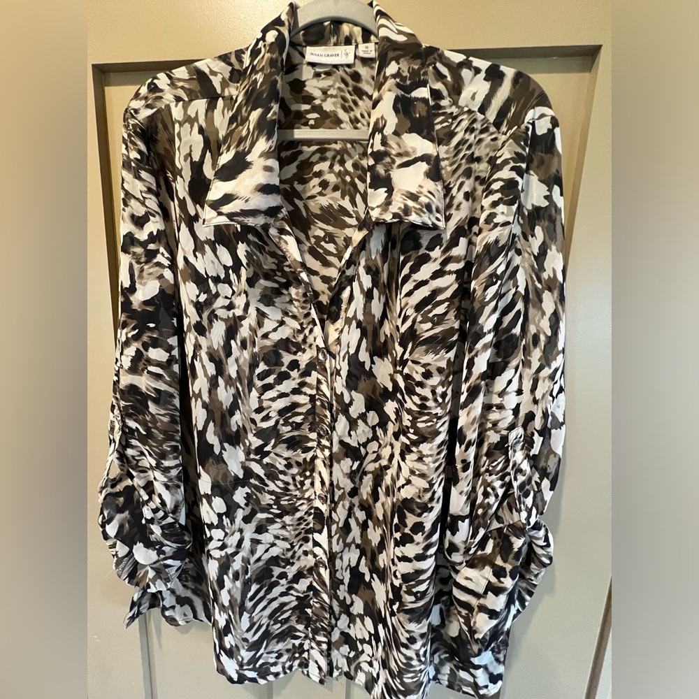Susan Graver animal print leopard blouse shirt plus size 1X